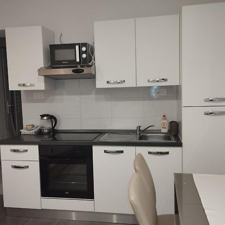 Apartman Adriatic 2 Apartment Kastela Ngoại thất bức ảnh